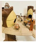 Star Wars 1983 Ewok Village playset Kenne w/4 figures incomplete. Vintage